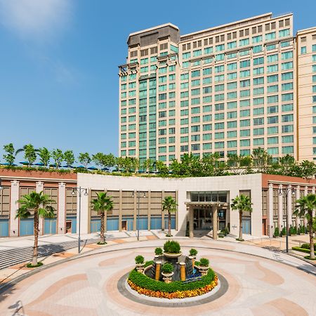 Auberge Discovery Bay Hong Kong Hotel Exterior photo