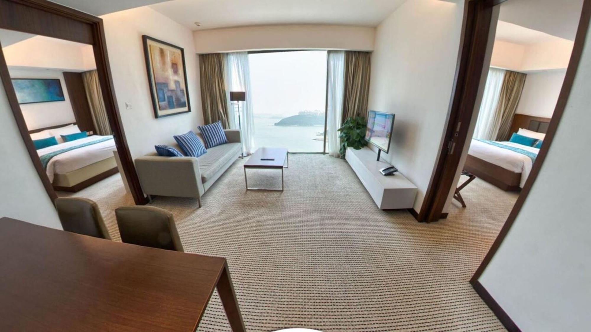 Auberge Discovery Bay Hong Kong Hotel Room photo